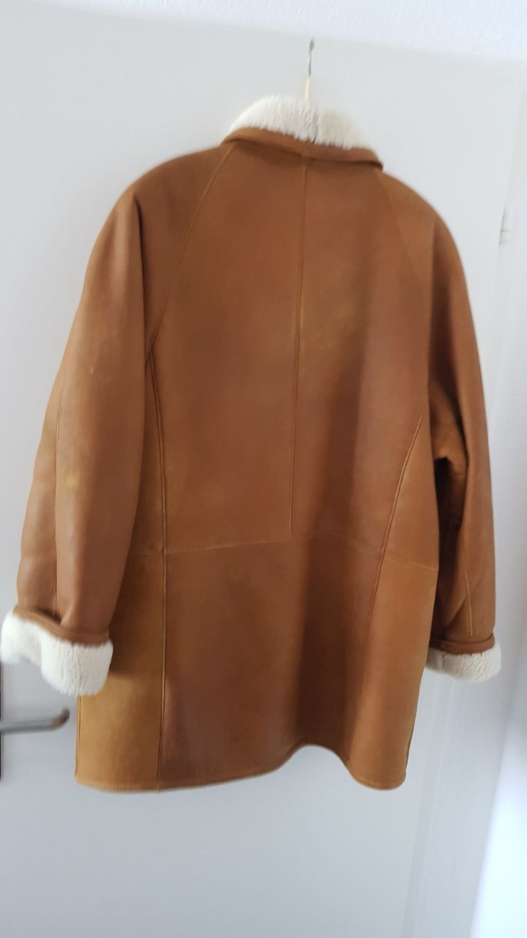 Giacche: Lammfelljacke Gr. 44 – Usato da Büsingen venduto da Zufall2024 2