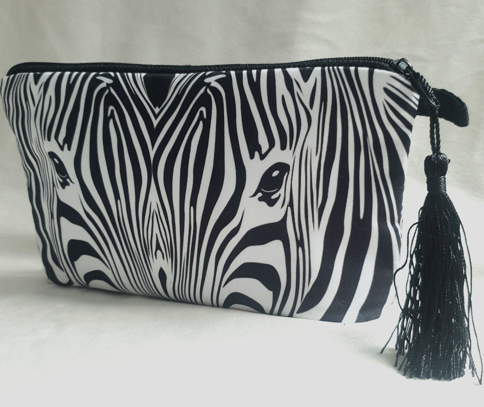 Kosmetikkoffer: 💄Schminktäschli/Make-up-Täschli "ZEBRA" 🦓NEU! – Neu und originalverpackt aus Oberglatt ZH von -your-Style- 2