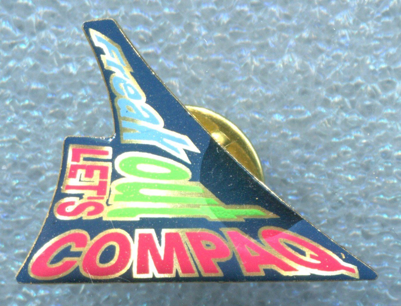 Placchette & Badge: Freak out LET'S  COMPAQ – Usato da Winterthur venduto da Sammleroase