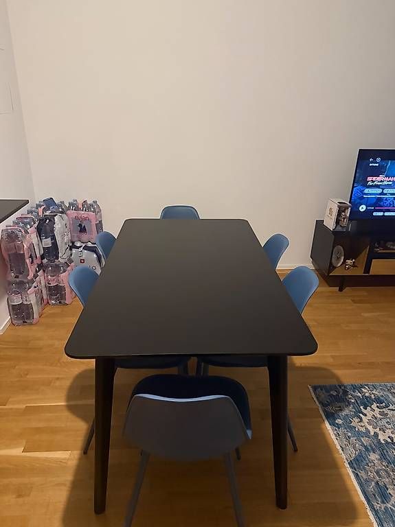 Stühle: Chaises bleu à vendre  – Gebraucht aus Delémont von pek_nlq7 2