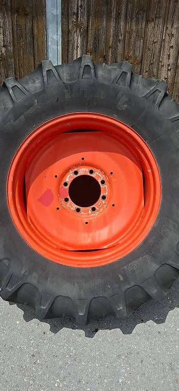 Continental Pneumatici & Ruote complete: Traktor Konpletträder – Usato da Pfäffikon SZ venduto da chi_6tsn 2