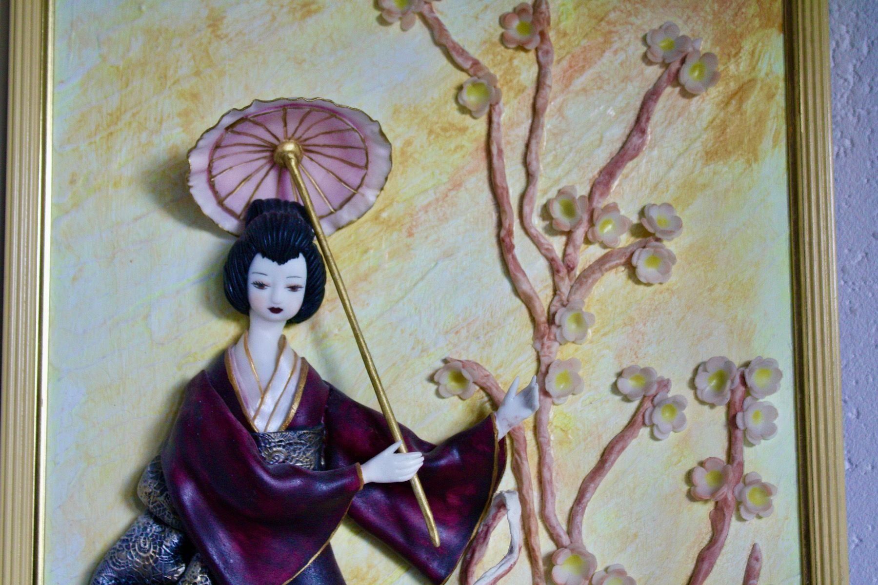 Foto & Immagini: Japanisches Reliefbild Geisha mit Schirm – Usato da Niederglatt ZH venduto da maggie25 1