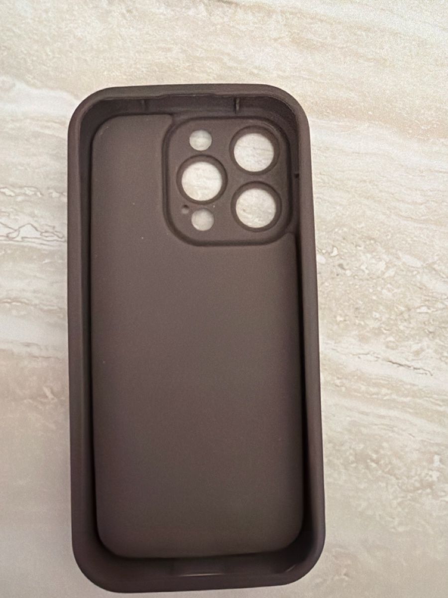 Apple Cover & Protezioni schermo: Stylish Brown iPhone 15 Pro Case - Great Condition! – Nuovo (secondo la descrizione) da Paradiso venduto da Ixaya.studio 1