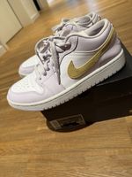 Nike Air Jordan 1 Low SE "Lilac Bloom" Gr. 38.5 Top!