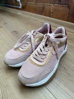 GUESS chaussures t39