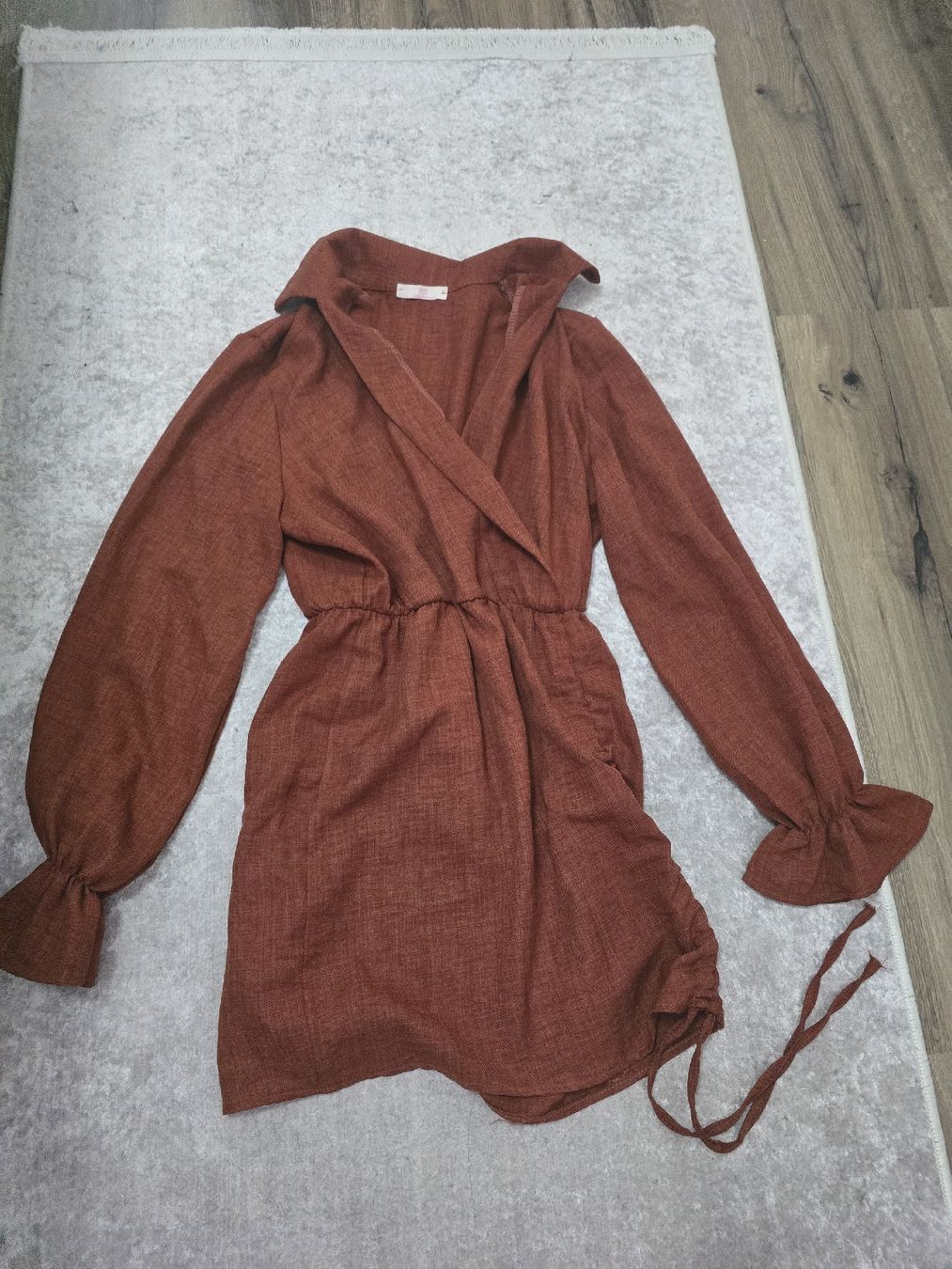Vestiti: robe – Nuovo (secondo la descrizione) da Tramelan venduto da Andreia25