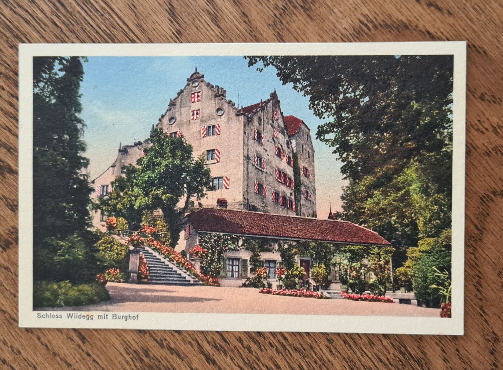 Cartoline postali: Schloss Wildegg mit Burghof 1933 – Usato da Ebikon venduto da Donar50