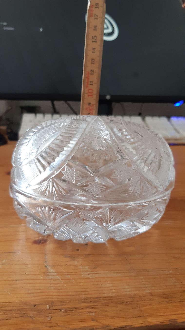 Bicchieri: Zuckerglasdose mit Deckel, Kristall 13cm Durchmesser – Usato da Oey venduto da Parkplatzbrocki 5