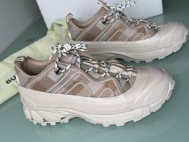 BURBERRY Arthur All Beige Cap Toe Low Top Sneakers 40 NEU