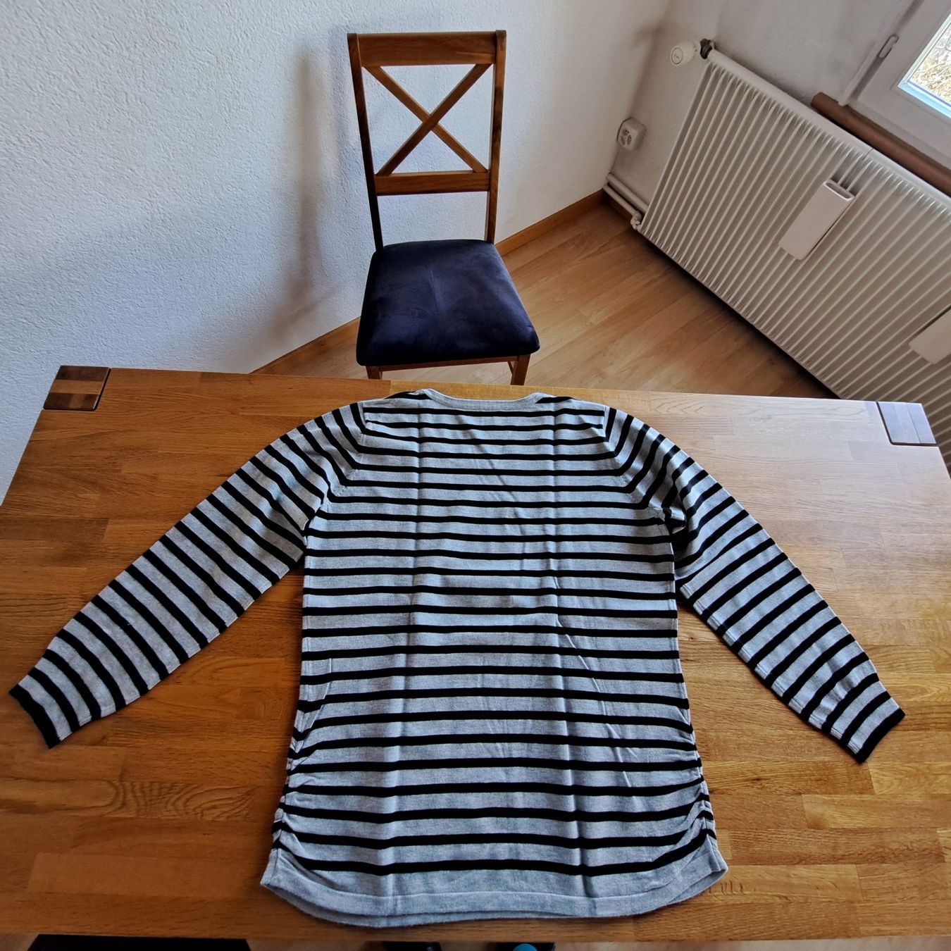 Pulls & Sweat-shirts: neuer pullover grösse 42 – Neuf (Voir description) à Walchwil par TIERCHEN23 3