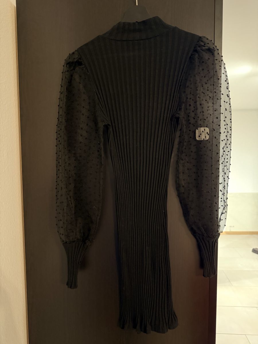 Robes: Kleid Gr. S-M – Neuf (Voir description) à Brunnen par ser_jhv7 1