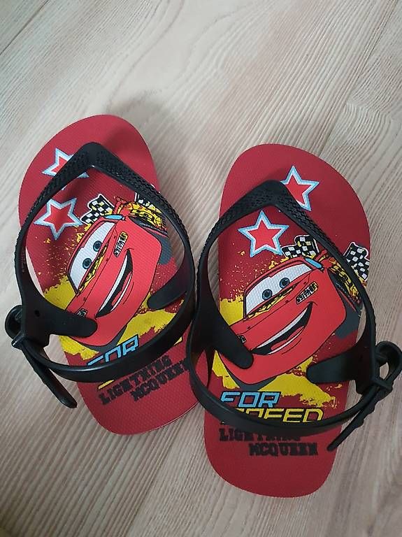 Schuhe für Jungen: Sandalen – Gebraucht aus Waltenschwil von ginola_23 1