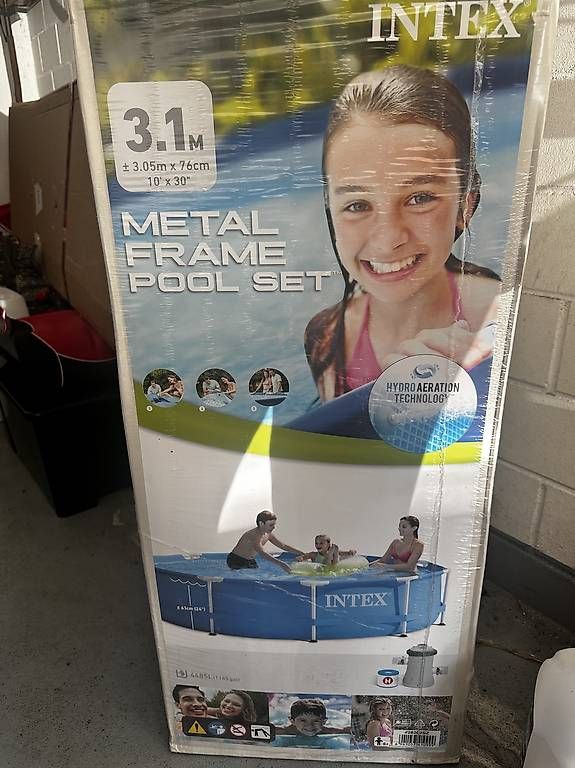 Piscine: INTEX POOL 3.1m NEU  – Usato da Vordemwald venduto da baghira4803