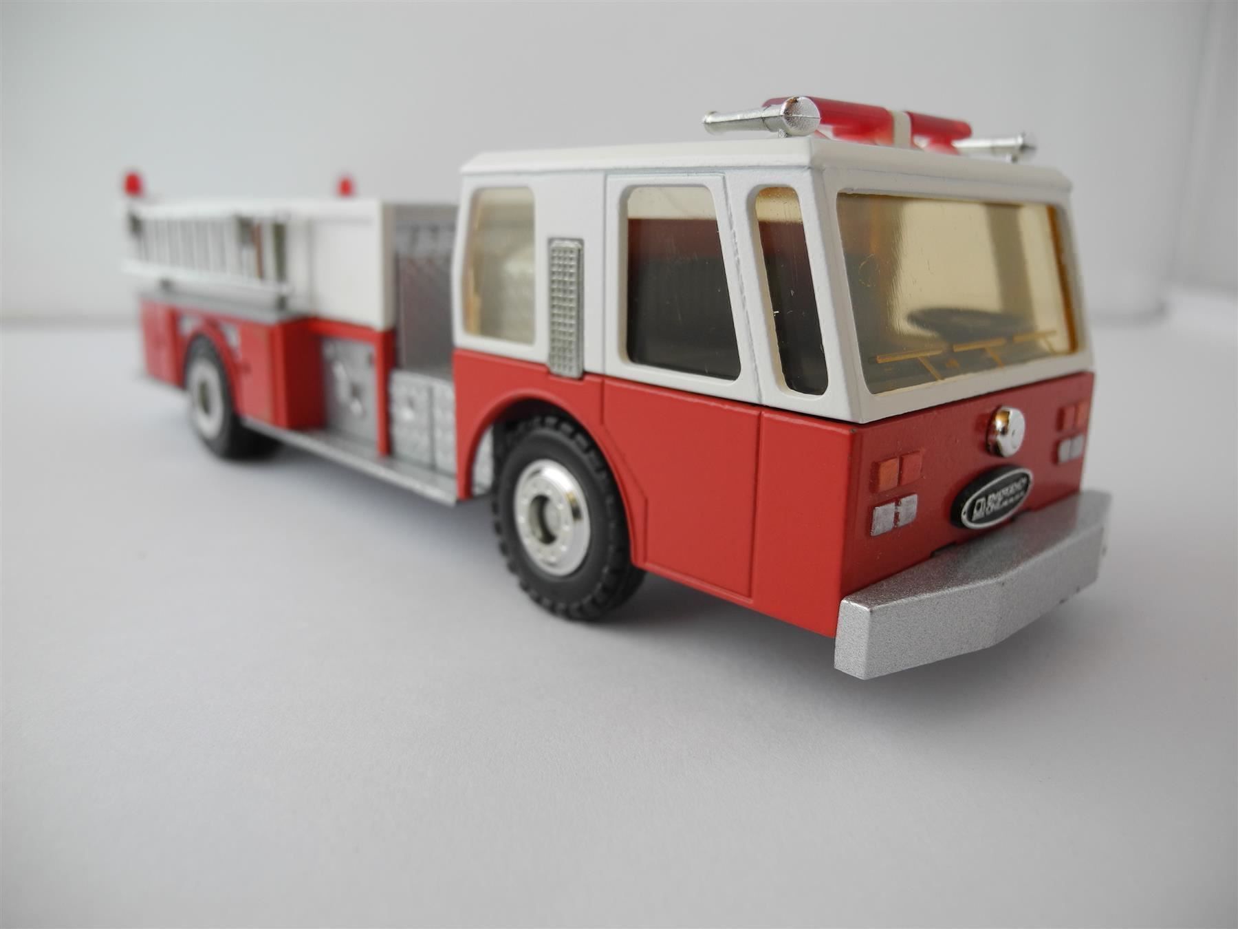 Conrad Modellini d'auto: Conrad 5508 Emergency One, Nr. s31 – Nuovo e nell'imballaggio originale da Kottwil venduto da Crazyrolf 1