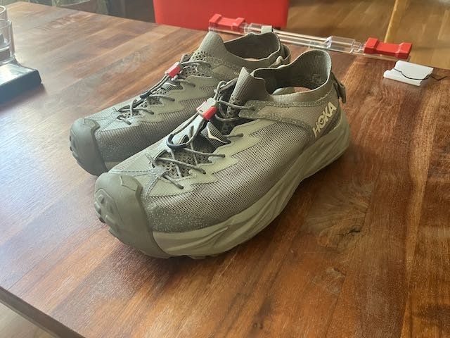 Chaussures hommes: Hoka Schuhe – D'occasion à Luzern par SebStrinning