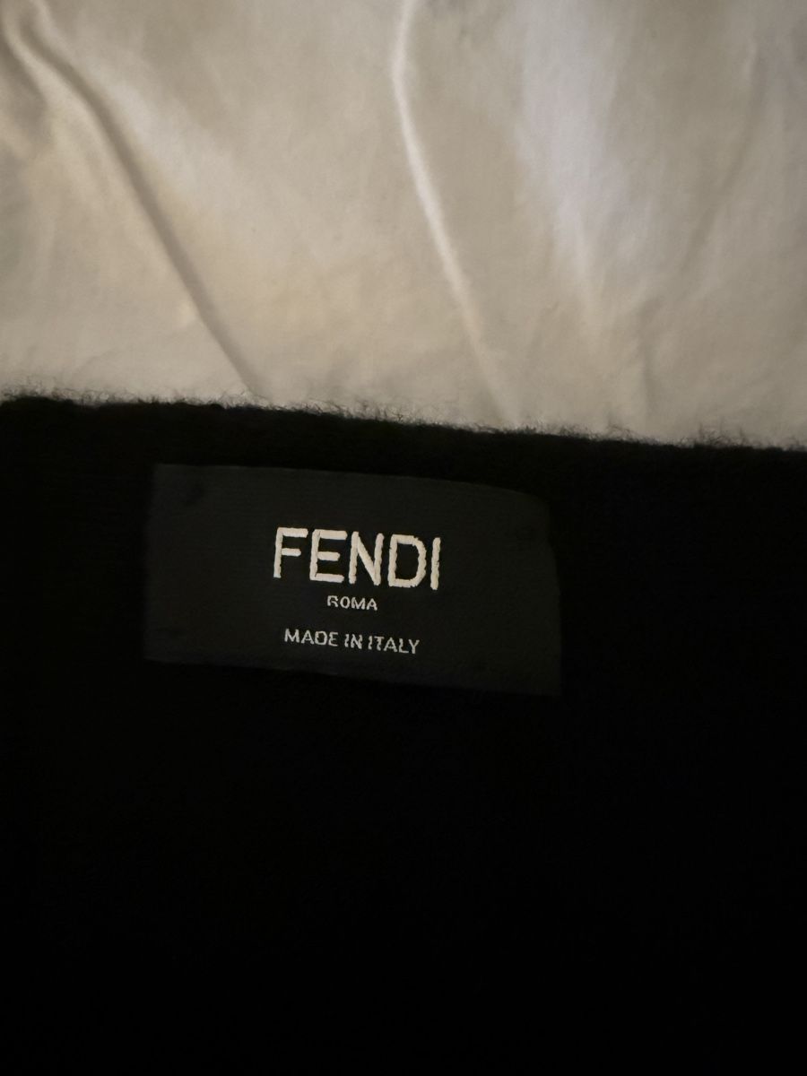 Fendi Foulards, Tücher & Schals: FENDI Set Schal und Mütze – Gebraucht aus Chur von tince07 5