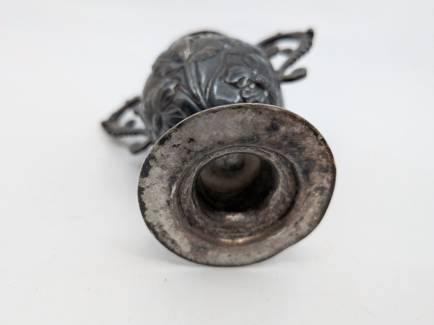 Vase & Récipients: Kleine Vase Silber oder versilbert – D'occasion à Emmen par magelan 2