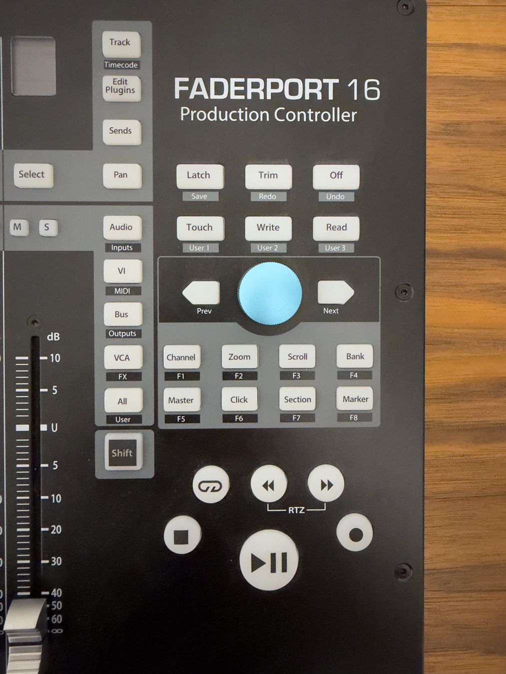 Mischpulte: Presonus Faderport 16 – Gebraucht aus Luzern von me9_9h8x 2