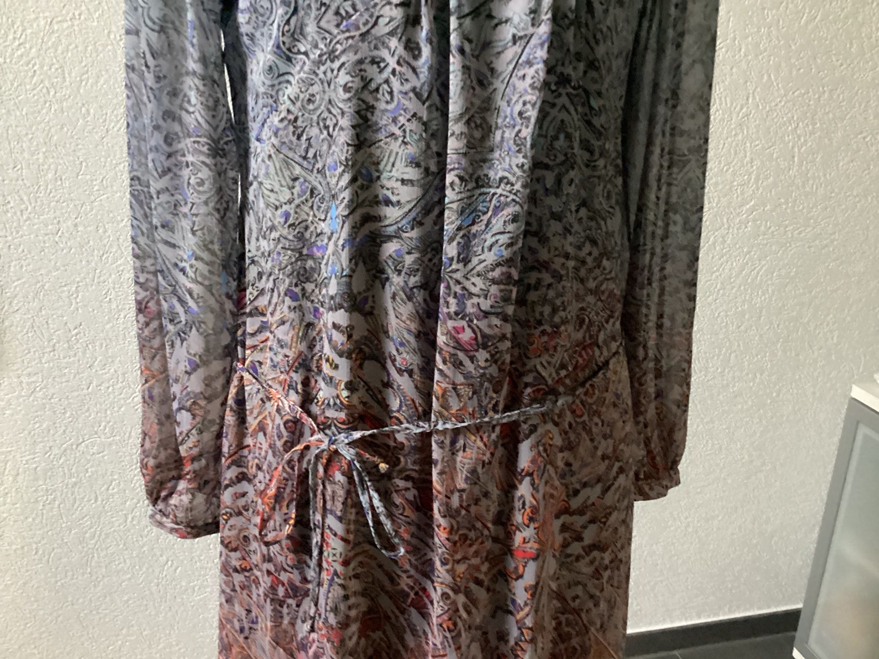 Esprit Kleider: edc Esprit Kleid mit Unterrock und Bindegürtel Gr. 36 – Gebraucht aus Homberg b. Thun von Homata 2