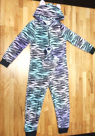 Overall Gr. 122/128 aus Teddyfleece Pyjama Kostüm Zebra
