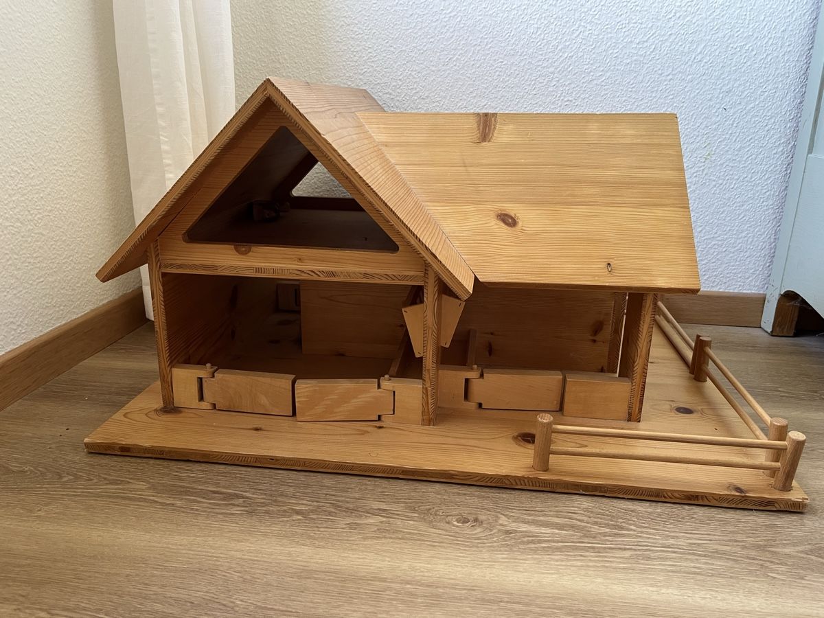 Spielzeuge: Bauernhof Holz – Gebraucht aus Zeiningen von lau_lvv9