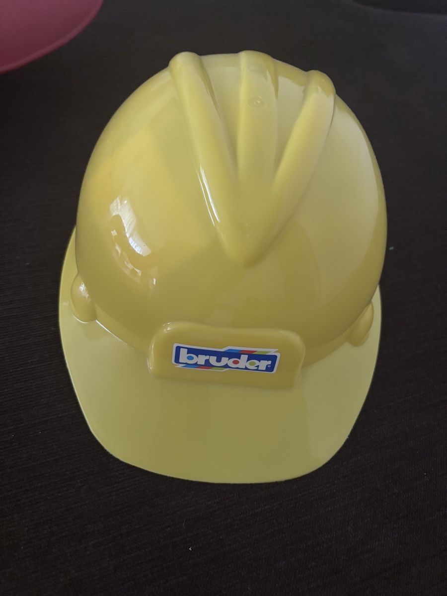 Pompiers: Feuerwehrhelm und Bauhelm – Neuf (Voir description) à Niederdorf par KatrinT83 2