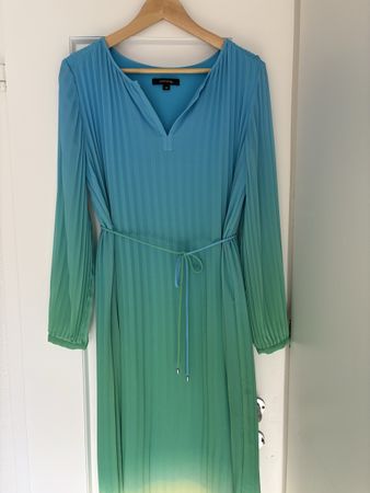 Festliches Kleid Comma
