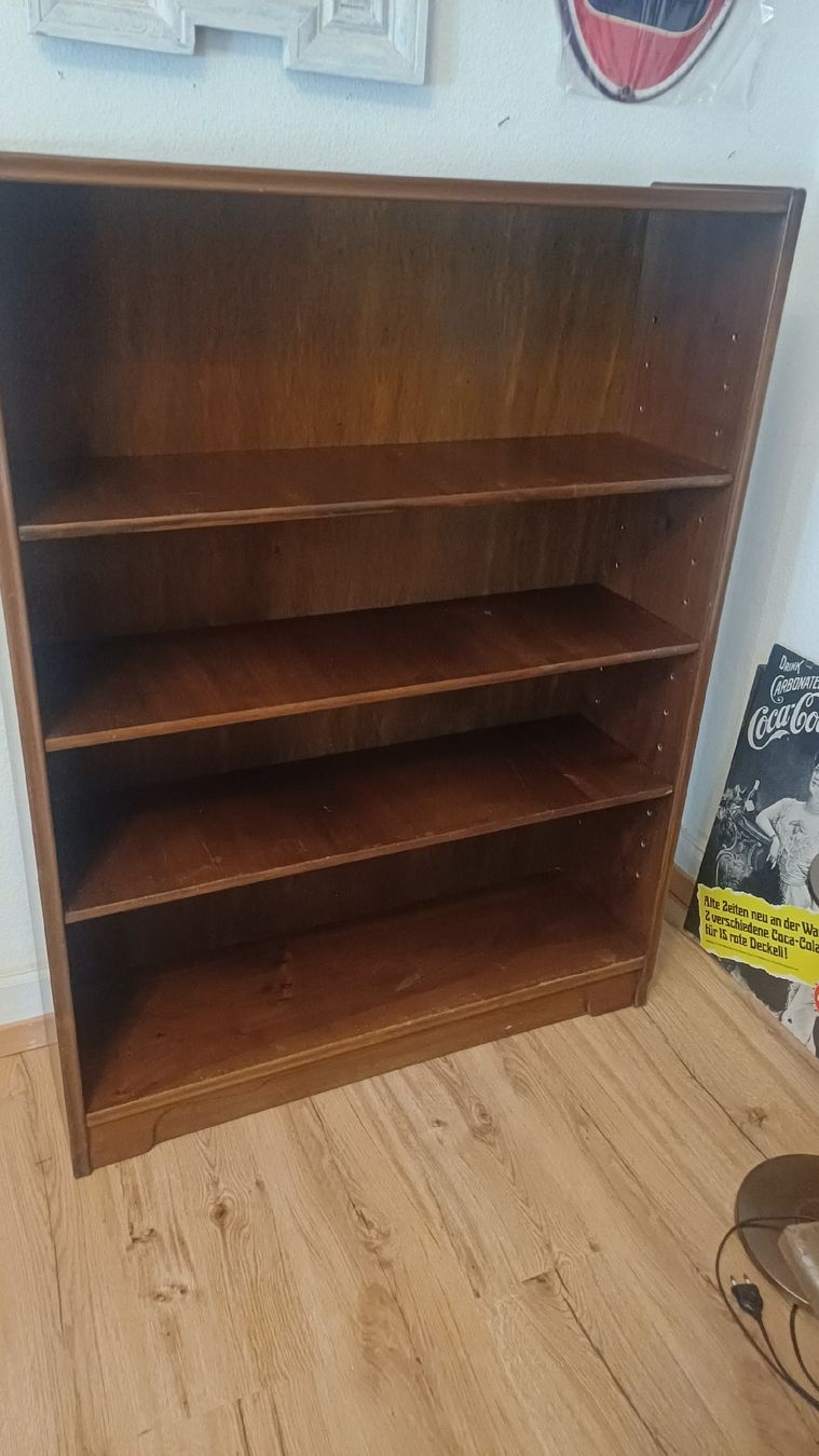 Regale: Bücherregal 60er  – Gebraucht aus Flawil von Naphtali 1