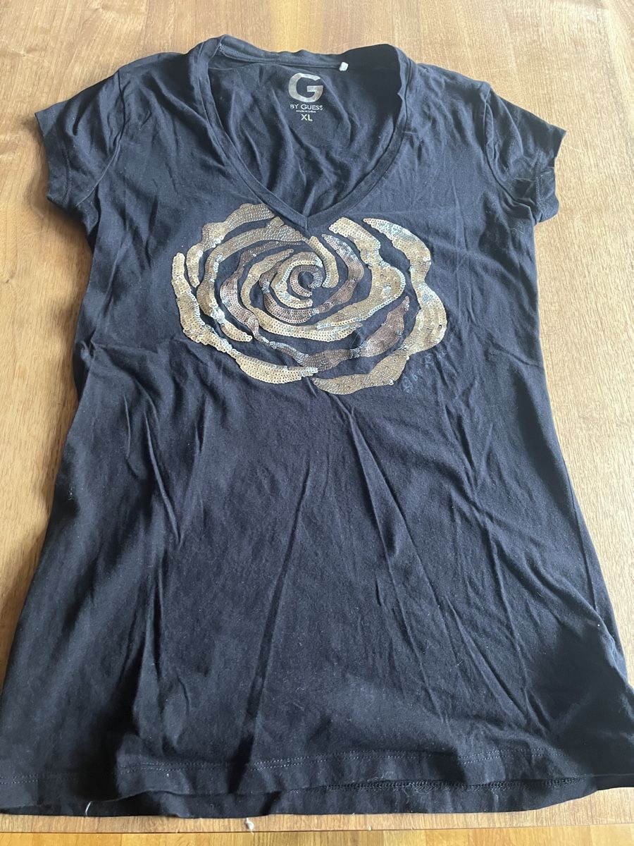 Guess T-shirt: G by Guess Gr M/L schwarz – Nuovo (secondo la descrizione) da Aarberg venduto da Jakaro