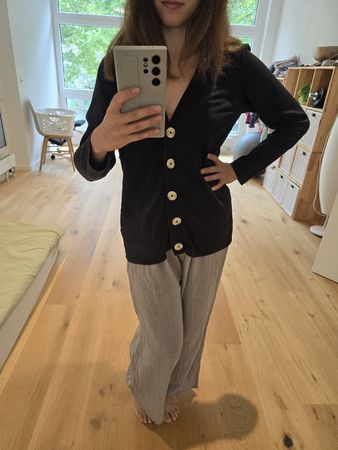 Schwarze Strickjacke Gr. S/M, 100% Baumwolle
