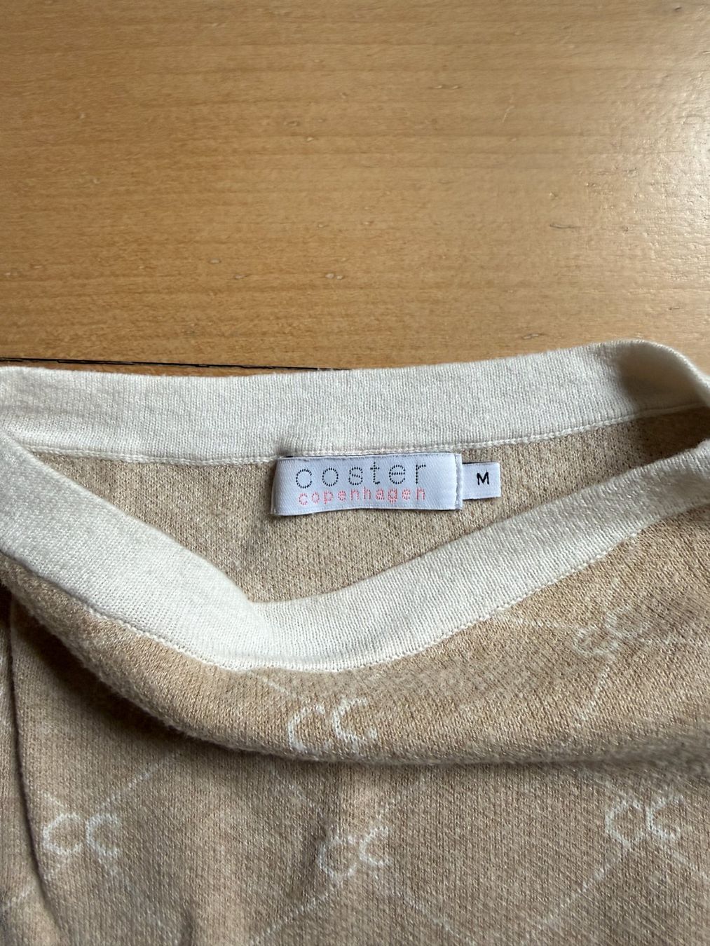 Maglioni & Felpe: COSTER COPENHAGEN - Pullunder beige-weiss M – Usato da Zürich venduto da Diazaio 3