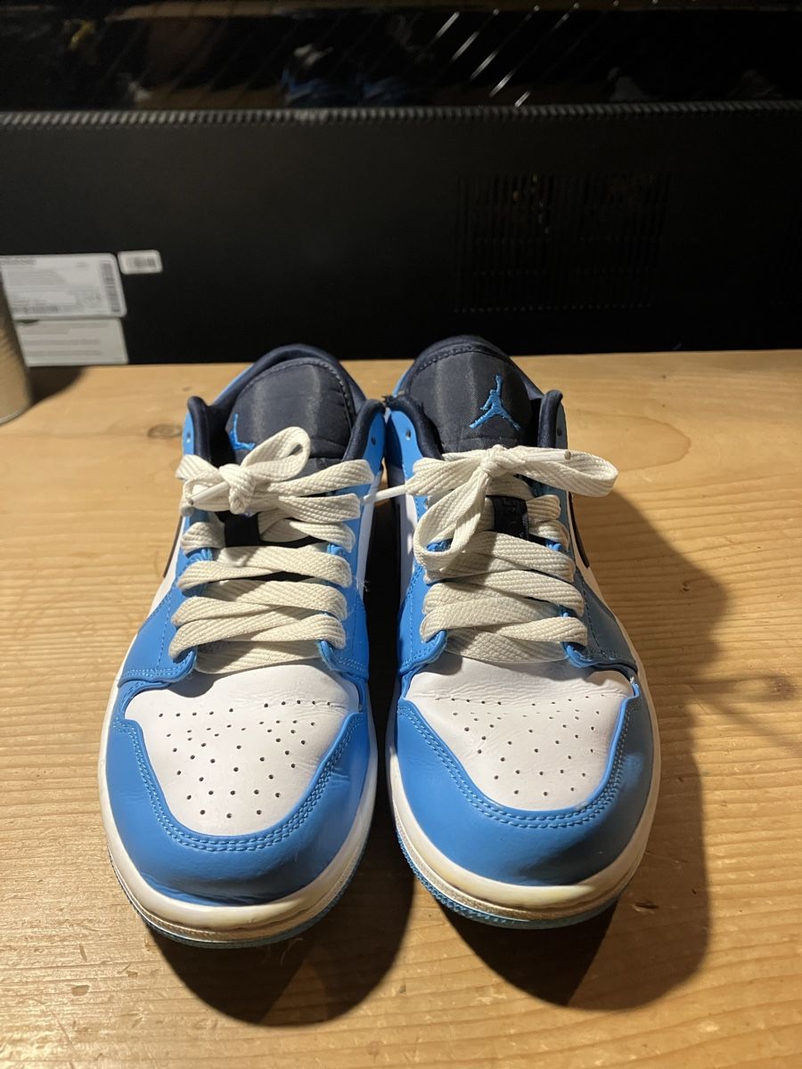 Chaussures hommes: Jordan 1 Low UNC 2021 gebraucht – D'occasion à Balgach par lor_28v2 2