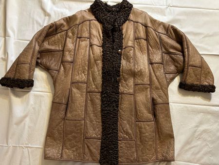 Warme Winterjacke / Persianer-Leder Jacke