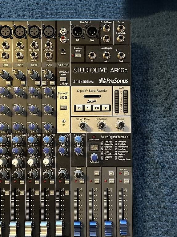 PreSonus Platines de mixage: Presonus Studiolive AR16c – D'occasion à Müllheim Dorf par castor29 2