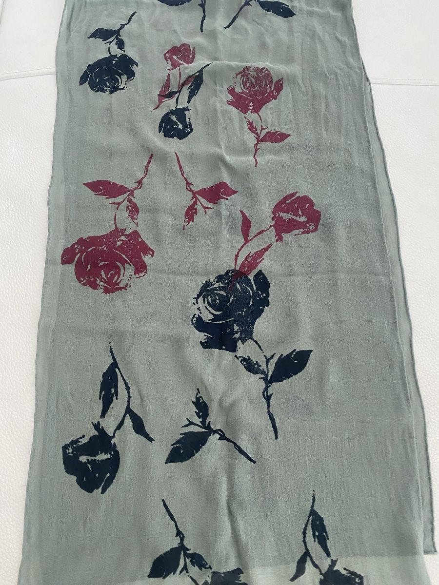Foulard & Sciarpe: Seiden Schal 🌸 – Usato da Opfikon venduto da Luis144 2