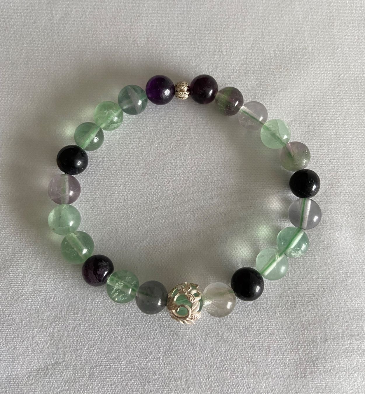 Bracciali & Braccialetti: Edelstein Armband Fluorit mit echt Silber auf Mass – Nuovo e nell'imballaggio originale da Zuzwil SG venduto da Lemliskat