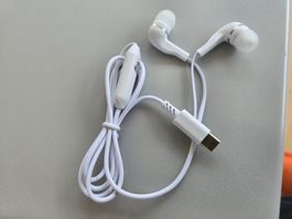 In-Ear Kopfhörer weiss für iPhone NEU NEU NEU