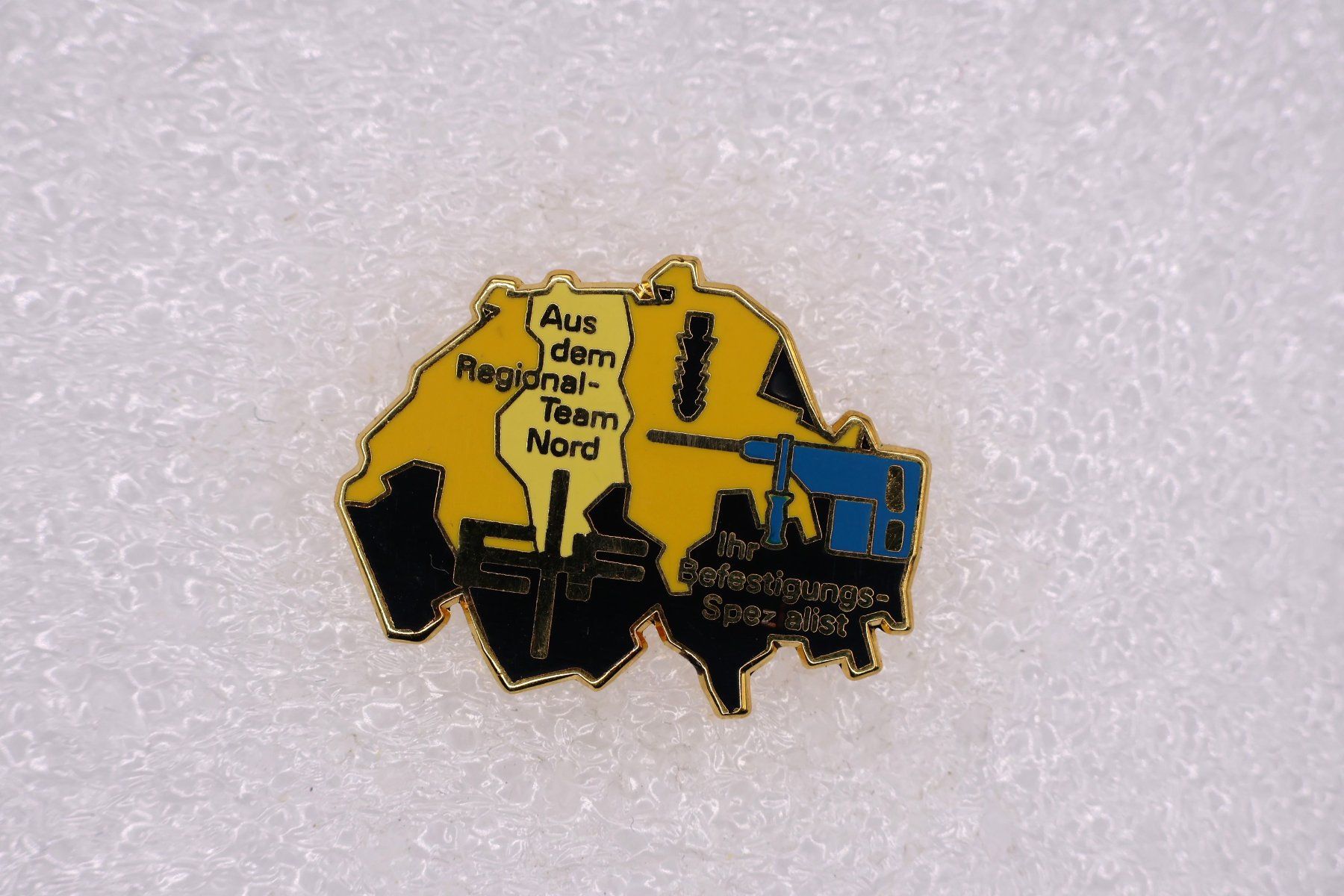 Placchette & Badge: Ihr Befestigungs-Spezalist – Usato da Winterthur venduto da Sammleroase