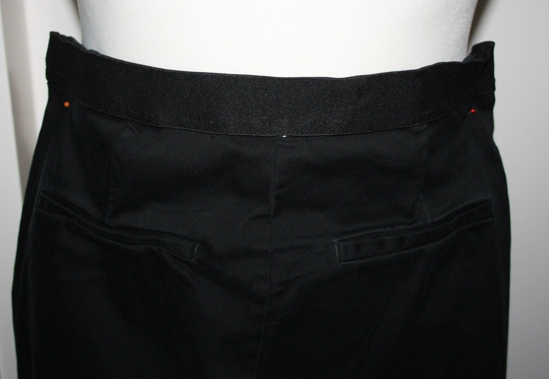 Jeans: Jegginis Hose H+M sehr elastisch schwarz Gr. 44 – Usato da Flüelen venduto da Diversicum-Textil 3