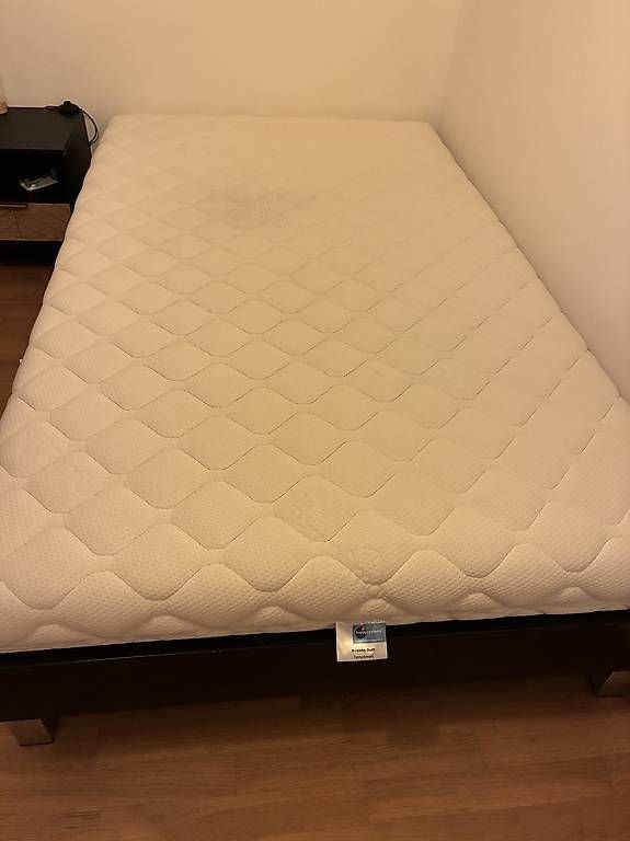 Letti: Bett mit/ohne Matratze  – Usato da Frauenfeld venduto da Lendenmann 1
