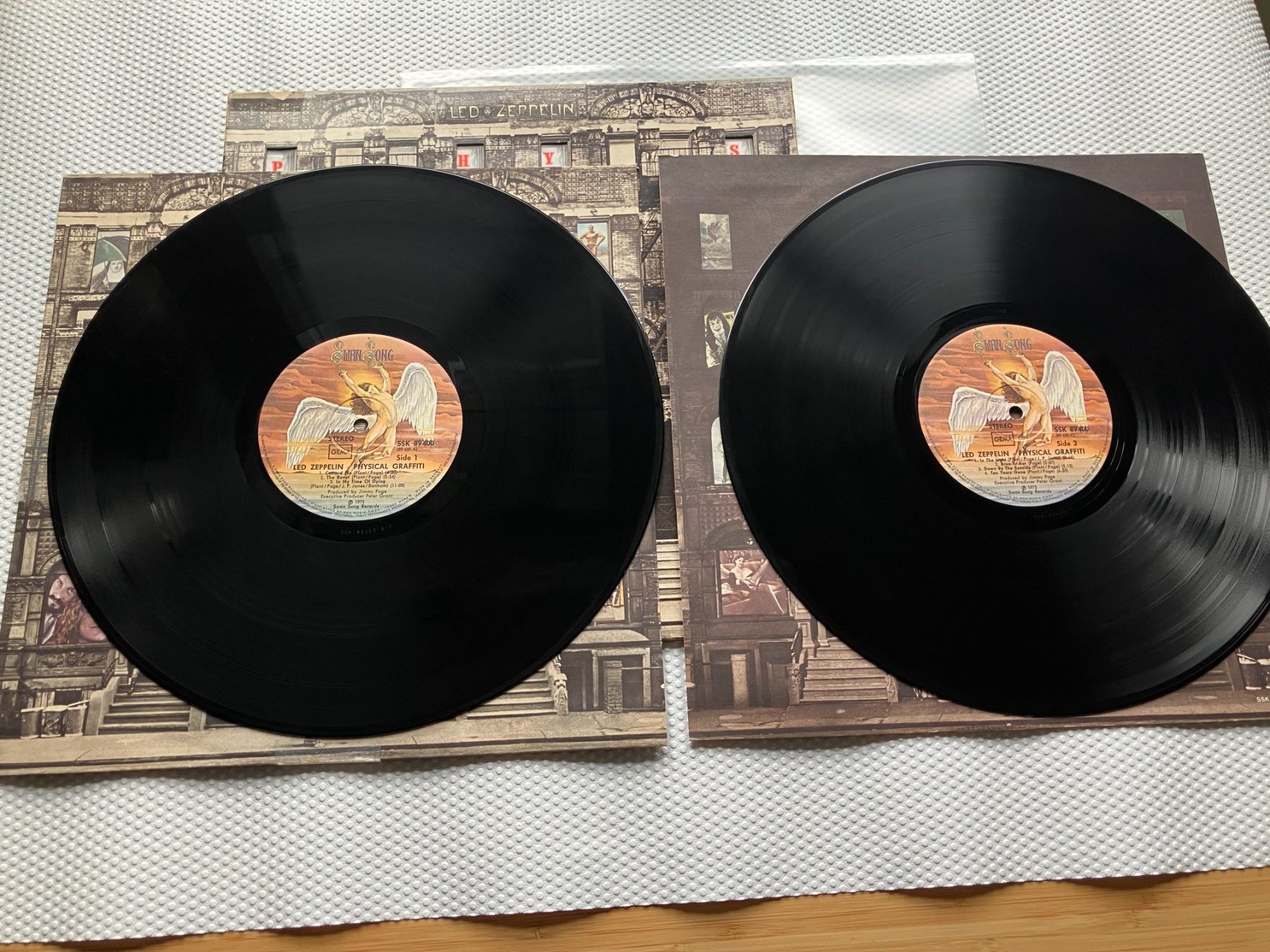Vinyles: Led Zeppelin – D'occasion à Aarwangen par Jukebox3 4