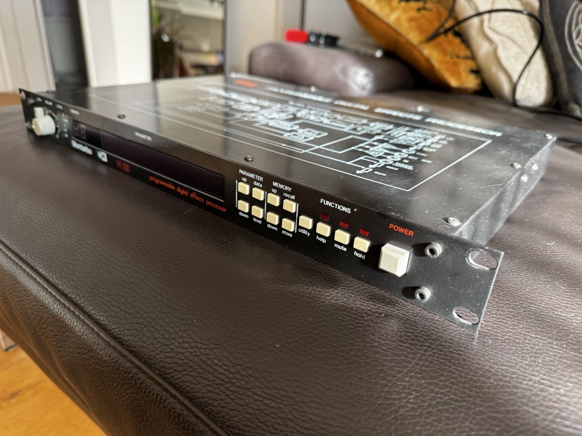 Strumenti musicali: Montarbo R16 - Rare vintage FX Processor, Reverb, Delay etc. – Usato da Zürich venduto da 1cut2 3
