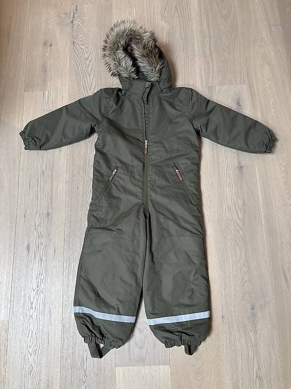 Anzüge: Ski Overall – Gebraucht aus Alpnach Dorf von lis_626v