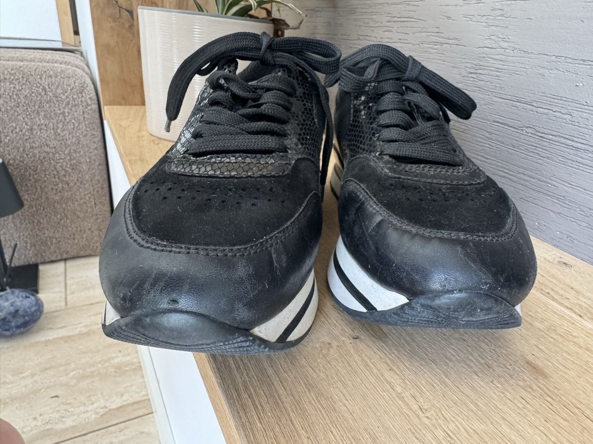 Hogan Scarpe da donna: Sneaker Hogan schwarz Gr. 39 Damen  – Usato da Aathal-Seegräben venduto da Neja80 4