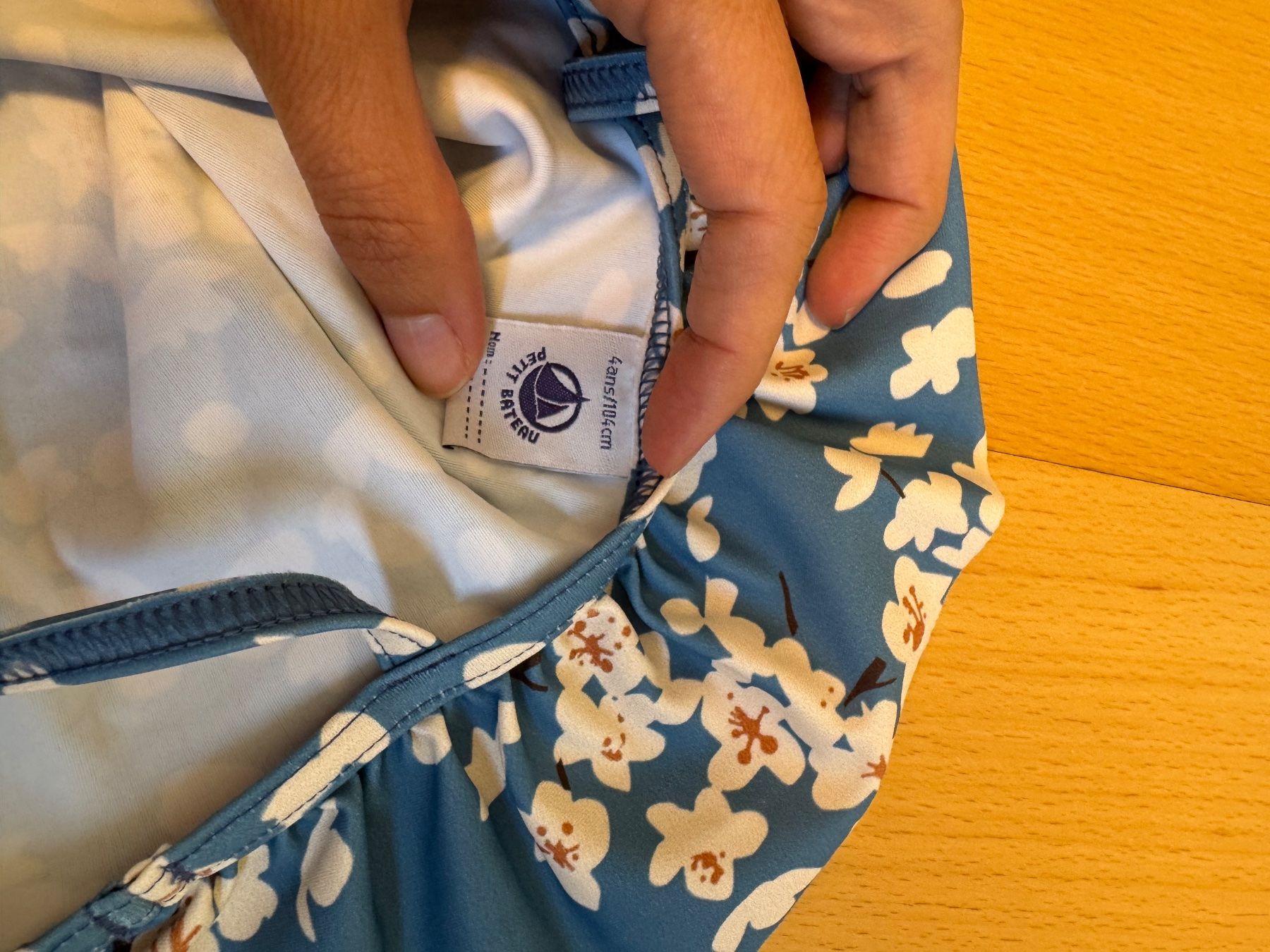 Petit Bateau Badekleider & Bikinis: Badeanzug Petit Bateau Grösse 104cm neu – Neu (gemäss Beschreibung) aus Zürich von pat_rx9j 2