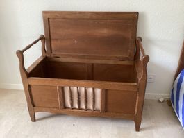 Truhe Sitzbank Holz mit Deckel und Griffen