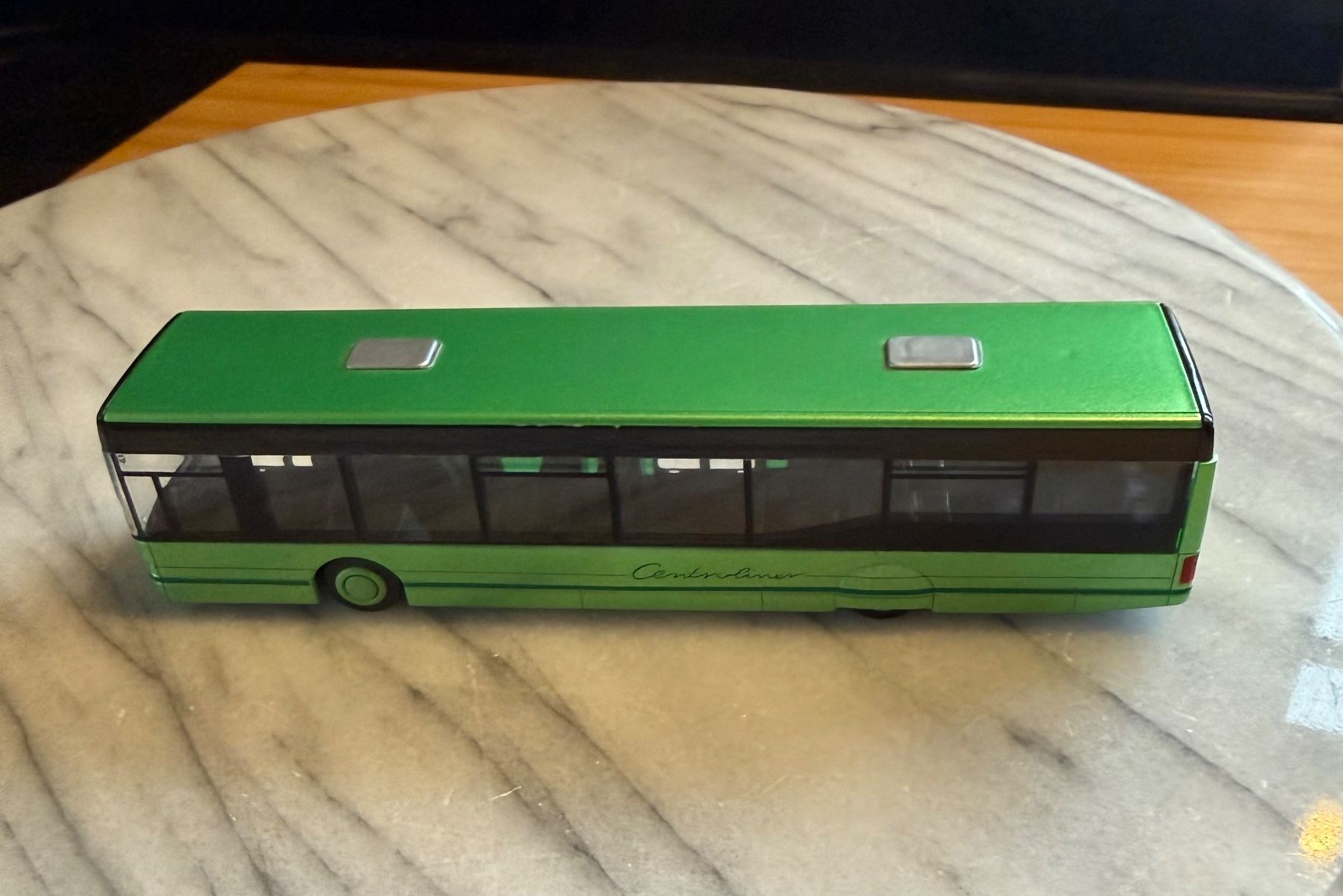 Rietze Kit di modellismo & Modellini statici: Autobus miniature  Neoplan Centroliner – Nuovo (secondo la descrizione) da Charmey (Gruyère) venduto da Schimmelblau