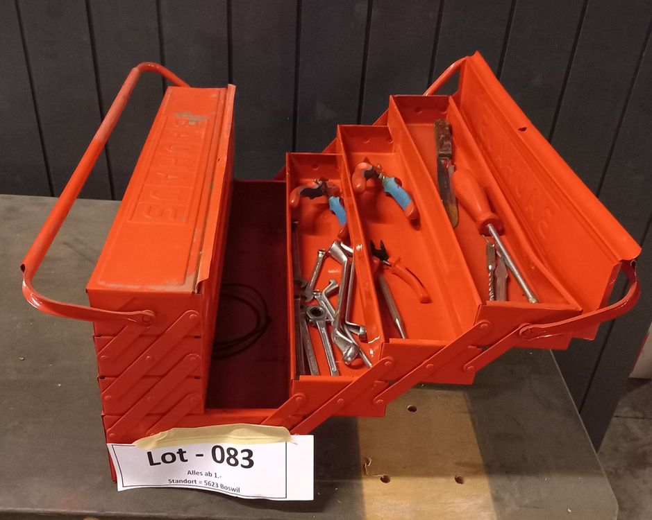 Werkzeugkiste Bauhaus + Werkzeug Liq Räumung Lot083’ ab 1. Kaufen
