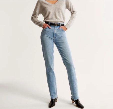 Abercrombie & Fitch 90s Straight Ultra High Rise Jeans 24/00