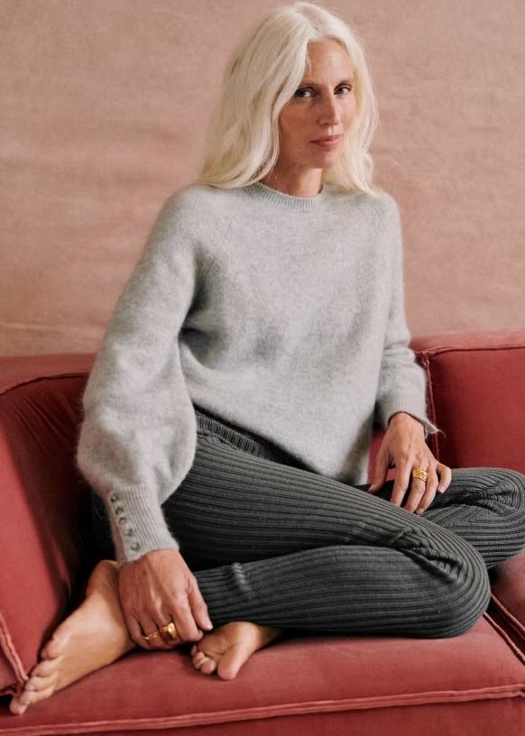 Sezane Pulls & Sweat-shirts: Sezane pull Louise gris XS – D'occasion à Bevaix par _estelleb__ 1